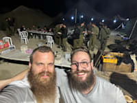 אילן ברקן (מימין) ואליאב בן עטר, מייסדי ''כוחנו באחדותנו'' / צילום: תמונה פרטית