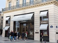 חנות של קרטייה בשאנז אליזה בפריז / צילום: Shutterstock