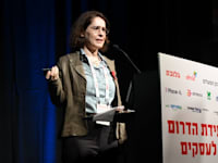 אלונה בר און, מו''ל גלובס, בוועידת הדרום לעסקים של גלובס / צילום: תמר מצפי