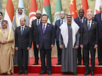 נשיא סין, שי ג'ינפינג, ומנהיגי מדינות ערביות בבייג'ינג / צילום: Reuters, Kyodo