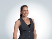 לימור אפיק, מנכ''לית רד האט ישראל, יוון וקפריסין / צילום: אלישר