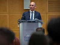 נגיד בנק ישראל פרופ' אמיר ירון / צילום: ap, Mark Schiefelbein