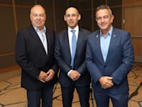 מימין לשמאל: רון תומר, פרופ' אמיר ירון  ודובי אמיתי / צילום: חן גלילי