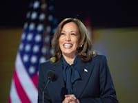 קמלה האריס. תצטרך לנהל את הקשרים ההוליוודיים מבלי להרחיק בוחרים / צילום: Reuters, Anadolu