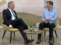 דני חחיאשוילי, המפקח על הבנקים, בשיחה עם דרור מרמור, גלובס / צילום: גו לייב