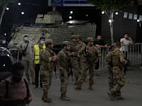 חיילים של צבא לבנון בדרום ביירות / צילום: ap, Bilal Hussein