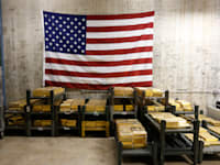 מטילי זהב בכספת בווסט פוינט, ניו יורק / צילום: ap, Mike Groll