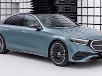 מרצדס E300e פלאג אין / צילום: יח''צ