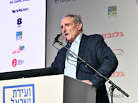 יו''ר בנק הפועלים, ראובן קרופיק, בערב הפתיחה של ועידת ישראל לעסקים / צילום: יוסי כהן