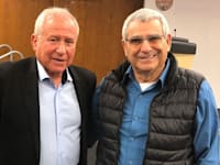 מימין: אופי רייך מנכ''ל מועצת הדבש וח''כ אבי דיכטר שר החקלאות / צילום: מועצת הדבש