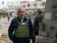 ראש הממשלה בנימין נתניהו במחנה הפליטים בטולכרם / צילום: מעיין טואף / לע״מ