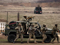 תרגיל צבאי של נאט''ו בבולגריה / צילום: Reuters, Stoyan Nenov