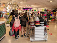 חנות תחפושות בישראל / צילום: כדיה לוי