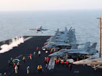 נושאת מטוסים אמריקאית במזה''ת / צילום: ap, U.S. Navy
