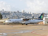 מטוס ATR-72-600 של חברת Airhaifa / צילום: אנתוני הרשקו