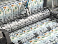הדפסת דולרים / צילום: Shutterstock