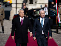 נתניהו ואורבן בבודפשט. המנהיג הימני הקיצוני הבולט ביותר באירופה / צילום: ap, Denes Erdos