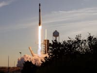 משגר פאלקון 9 של חברת spaceX / צילום: ap, Terry Renna