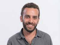 עמי אלוש / צילום: מנחם רייס עמי אלוש / צילום: מנחם רייס