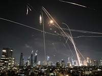 יירוטים של שיגורים מאיראן במרכז הארץ / צילום: ap, Leo Correa