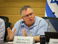 יו''ר ועדת הכלכלה, ח''כ דוד ביטן, בדיון היום (ב') / צילום: נועם מושקוביץ'/דוברות הכנסת