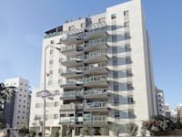 בניין בשכונת סיגליות בבאר שבע / צילום: יובל ניסני