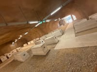 בית קברות תת קרקעי בירושלים / צילום: חברת קדישא ירןשלים. פרושים