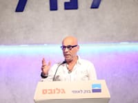 תמיר בן שחר, מייסד ובעלים של משרד צ'מנסקי בן שחר, בוועידת ישראל לנדל''ן / צילום: שלומי יוסף