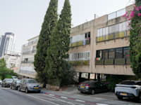 רחוב פועלי הרכבת 13 בגבעתיים / צילום: כדיה לוי