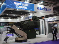 תערוכת עבר של DSEI. השתתפות ישראל השנה תוגבל / צילום: Reuters, Burak Bir