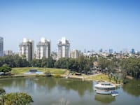 פרויקט The Lake רמת גן. לא רק נוף לים מעלה מחירים / צילום: מטנויה