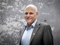 בוצי מכליס, מנכ''ל אלביט / צילום: שלומי יוסף