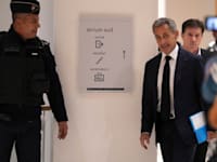 סרקוזי במהלך המשפט שלו בינואר האחרון / צילום: ap, Aurelien Morissard
