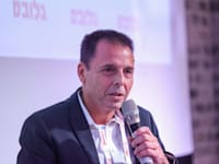 מנכ''ל קבוצת מגדל, רונן אגסי, בכנס ההשקעות של גלובס / צילום: שלומי יוסף