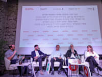 פאנל ''בעד ונגד: ארבעה מסלולי השקעה'' בכנס ההשקעות של גלובס / צילום: שלומי יוסף