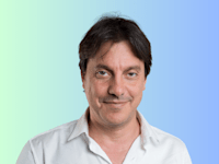 ירון גבעולי - מנהל השקעות בכיר פסטרנק שהם / צילום: יובל חי