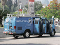 ניידת שידור של גלי צה''ל / צילום: עינת לברון