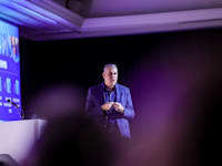 יונתן לבנדר בוועידת ישראל לעסקים / צילום: שלומי יוסף