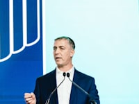 ספי זינגר, יו''ר רשות ניירות ערך / צילום: גיא סידי