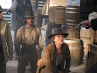 לנה הידי ב''המופקרים''. הגבולות מיטשטשים / צילום: באדיבות נטפליקס