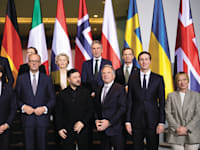 מנהיגים מאירופה וארה''ב ממתינים לדיונים בלשכת הקנצלר בברלין / צילום: ap, Markus Schreiber