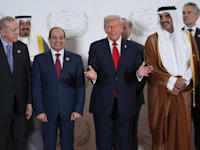 נשיא ארה''ב דונלד טראמפ לצד מנהיגי קטאר, טורקיה ומצרים / צילום: ap, Evan Vucci