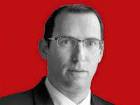 יו''ר ועדת החוקה ח''כ שמחה רוטמן הבוקר הזה, כאן ב', 30.11.25 / צילום: יונתן בלום