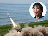 ניסוי טילים של צבא יפן (בעיגול: סנאה טאקאיצ'י, ראש ממשלת יפן) / צילום: ap, Mark Schiefelbein