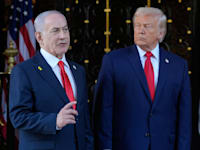 נשיא ארה''ב דונלד טראמפ וראש הממשלה בנימין נתניהו בפגישה בפלורידה אמש / צילום: ap, Alex Brandon