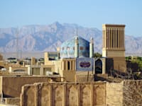 כמה מדינות חולקות גבול יבשתי עם איראן? / צילום: Shutterstock