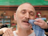 שלום מיכאלשווילי בקמפיין פריגת / צילום: צילום מסך יוטיוב