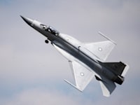 מטוס JF-17 שפותח על ידי פקיסטן וסין / צילום: Reuters