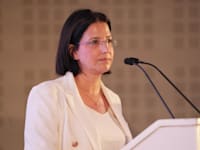 ליאת שוב, ראש החטיבה העסקית בבנק לאומי, בכנס שמים את הצפון במרכז / צילום: כדיה לוי