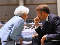 חוששים מהשתלטות הימין? לגארד ונשיא צרפת מקרון / צילום: ap, Francois Walschaerts